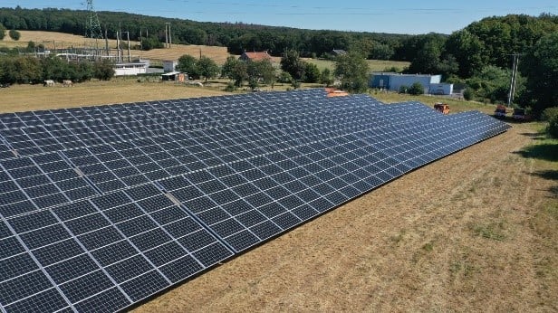 Les 1400 panneaux photovoltaïques de l’AIEG sont sortis de terre