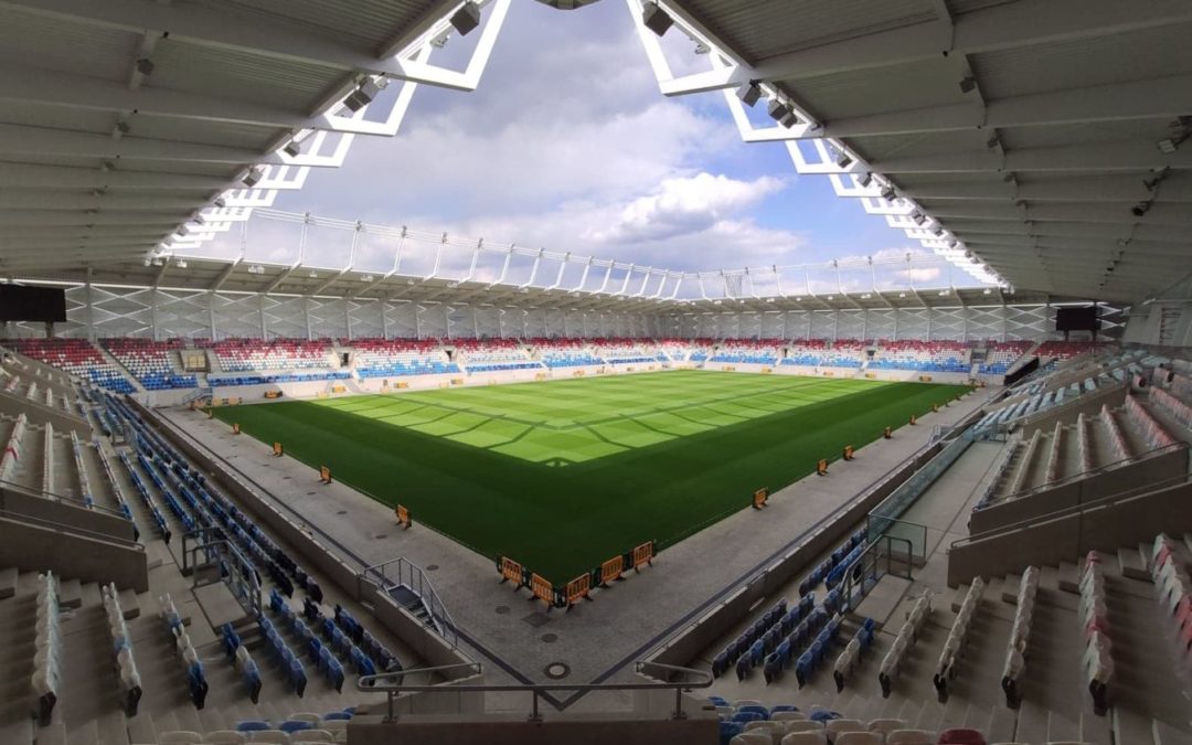 Le nouveau stade national du Luxembourg et le bâtiment des sports protégés par Grenson & Fils